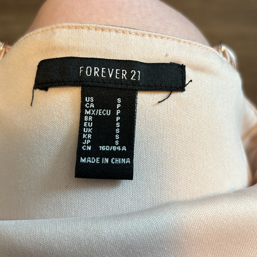forever 21 crop top - Picture 3 of 3